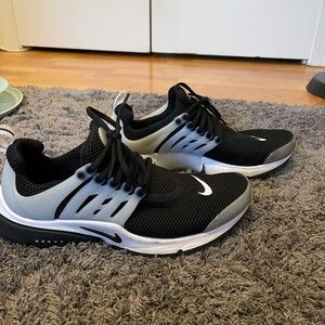 Nike Prestos